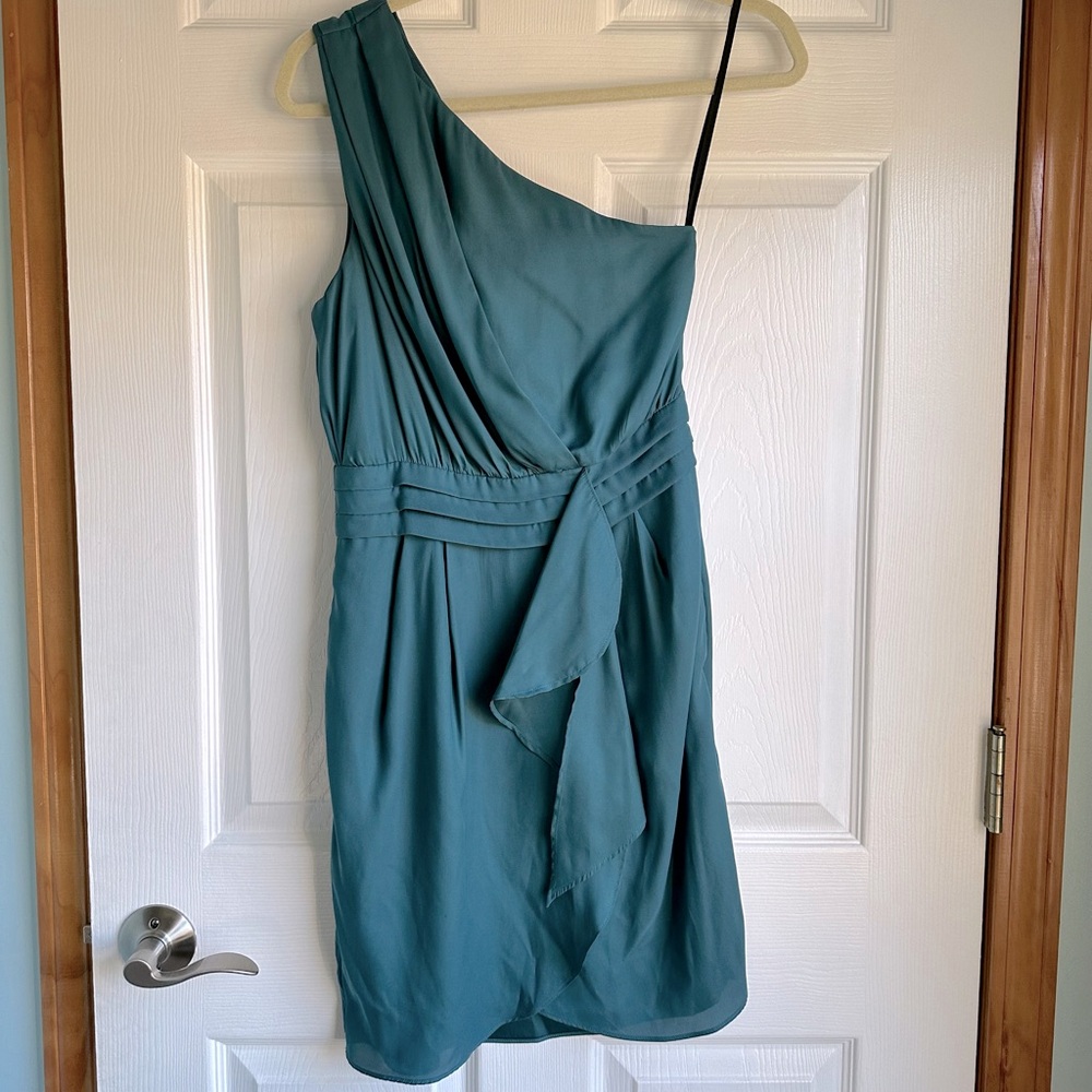 Bcbgeneration Emerald Green One Shoulder Cocktail… - image 1